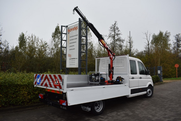 Open Laadbak Kraan Man Tge Ferrari Oud Turnhout (1) (middel)