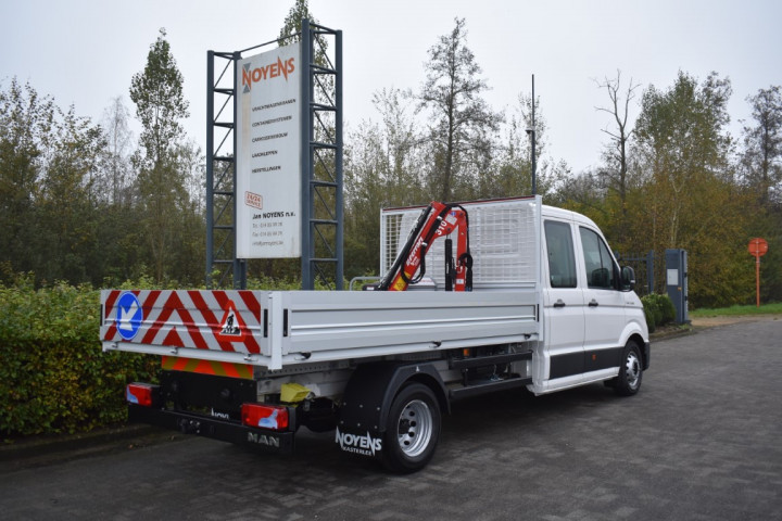 Open Laadbak Kraan Man Tge Ferrari Oud Turnhout (2) (middel)