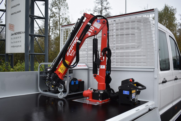 Open Laadbak Kraan Man Tge Ferrari Oud Turnhout (3) (middel)