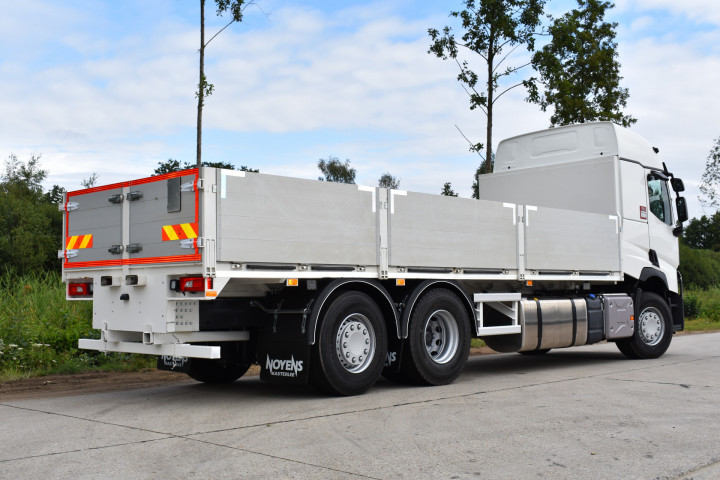 Open Laadbak Renault Oevel (1)