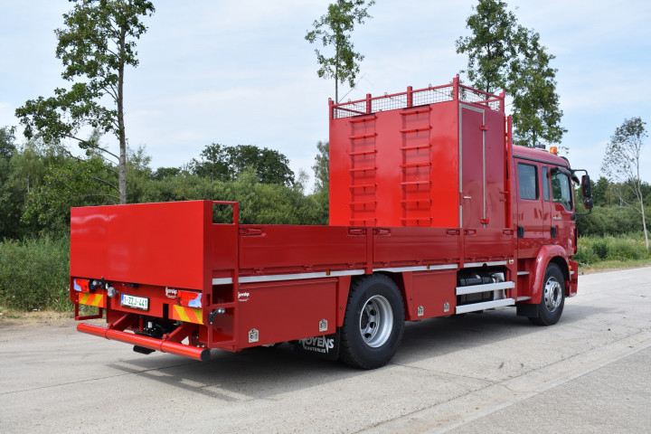 Open Laadbak Zijborden Gereedschapskoffer Vrachtwagenopbouw Rijkevorsel Man (11)