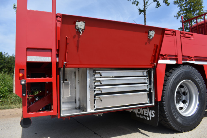 Open Laadbak Zijborden Gereedschapskoffer Vrachtwagenopbouw Rijkevorsel Man (7)