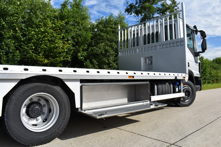 Open Laadplateau Iveco Oprijramp Dhollandia Omct Vuurvast Averbod (4)