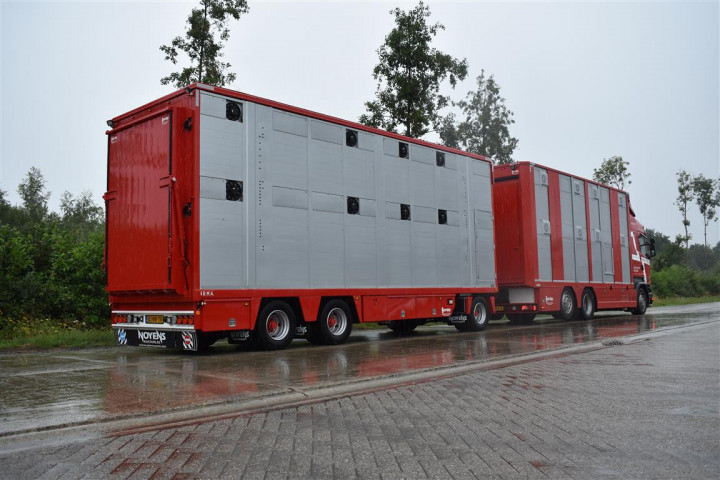 Opmaken Veelaadkast Irma Aanhangwagen Poll Veetransport (3)
