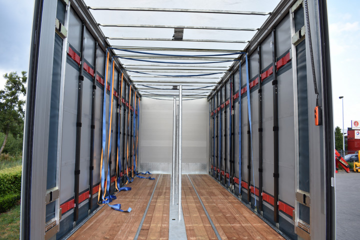 Schuifzeil Laadbak Penta Slider Versus Huifwagen Daf Yepp Turnhout (3) 4