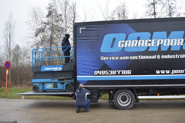 Schuifzeil Laadbrug Dhollandia Ooms Garagepoorten (3)