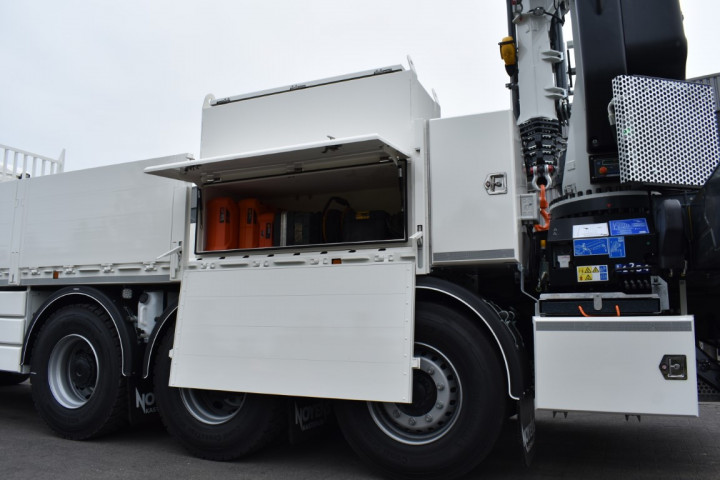 Smet Grondboringen Dessel Man Copma 530 Lier Winch Laadbak Carrosseriebouw (21) (middel)