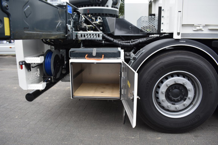 Smet Grondboringen Dessel Man Copma 530 Lier Winch Laadbak Carrosseriebouw (4) (middel)