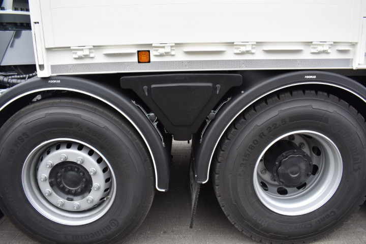 Smet Grondboringen Dessel Man Copma 530 Lier Winch Laadbak Carrosseriebouw (6) (middel)