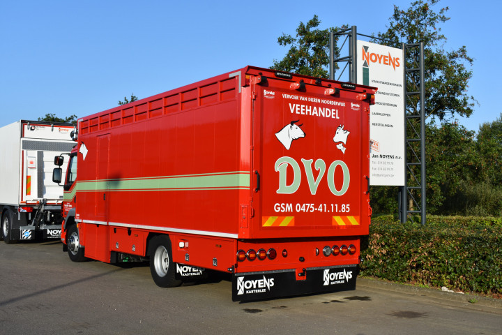 Veelaadkast Levend Vee Transport Carrosseriebouw Van Olmen Noorderwijk Daf Kalverhandel Veehandel (3)