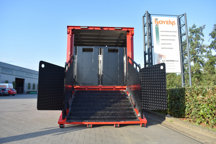 Veelaadkast Levend Vee Transport Carrosseriebouw Van Olmen Noorderwijk Daf Kalverhandel Veehandel (6)