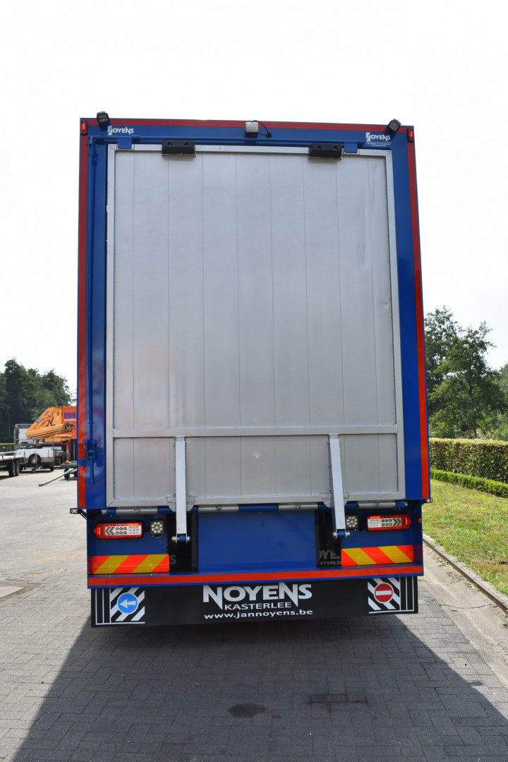 Veelaadkast Overbouwen Levend Vee Transport Livestock Volvo Delanghe Bekegem Brugge Schilderen Cabine (3)