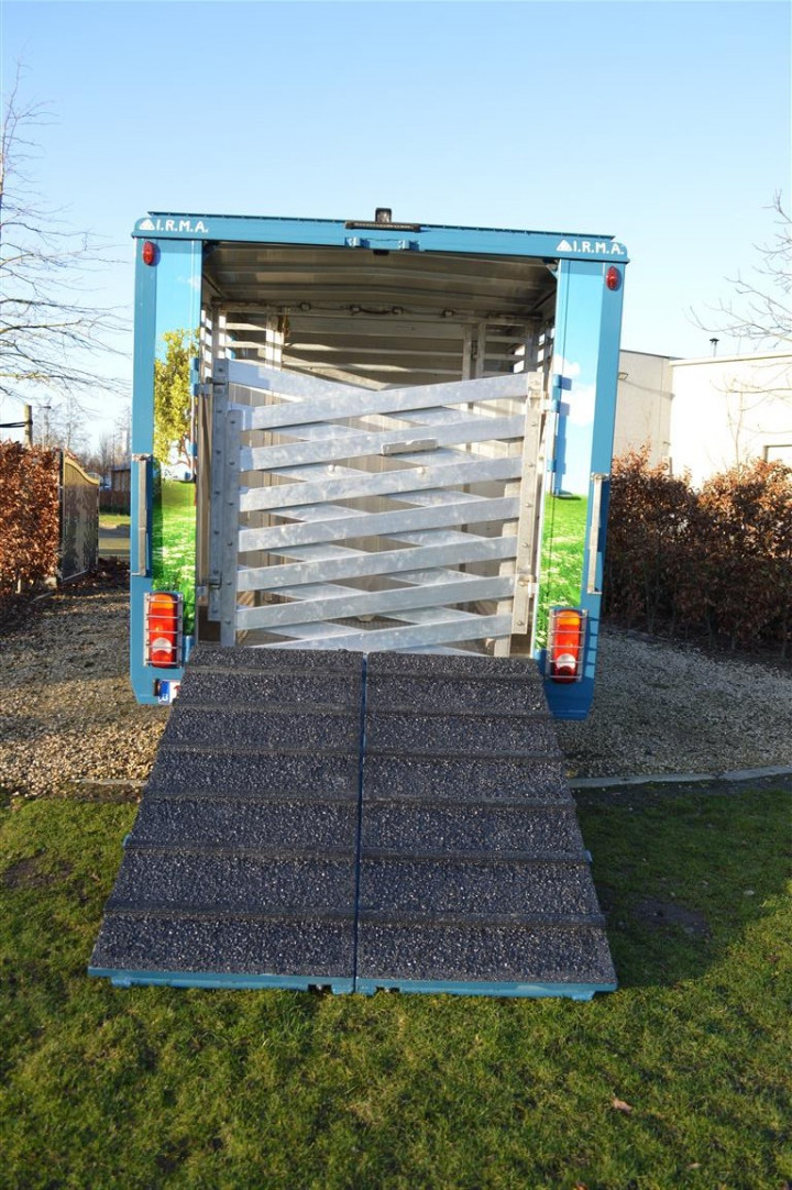 Veelaadkast Transport Levend Vee Irma Veeopbouw (16)
