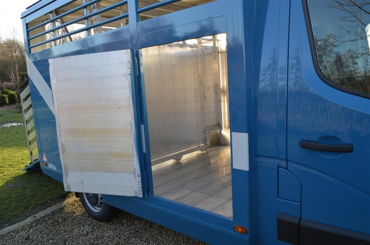 Veelaadkast Transport Levend Vee Irma Veeopbouw (22)