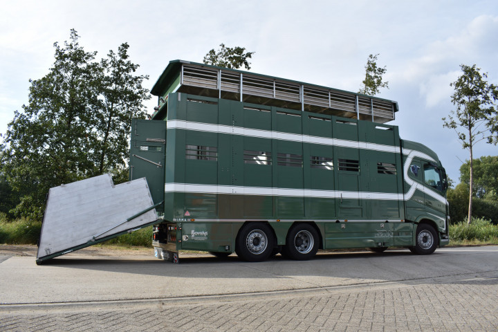 Veelaadkast Veetransport Irma Veehandel Cant Meerdonk (1) 2