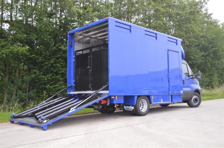 Veeopbouw Veetransport Carrosseriebouw Iveco (4)