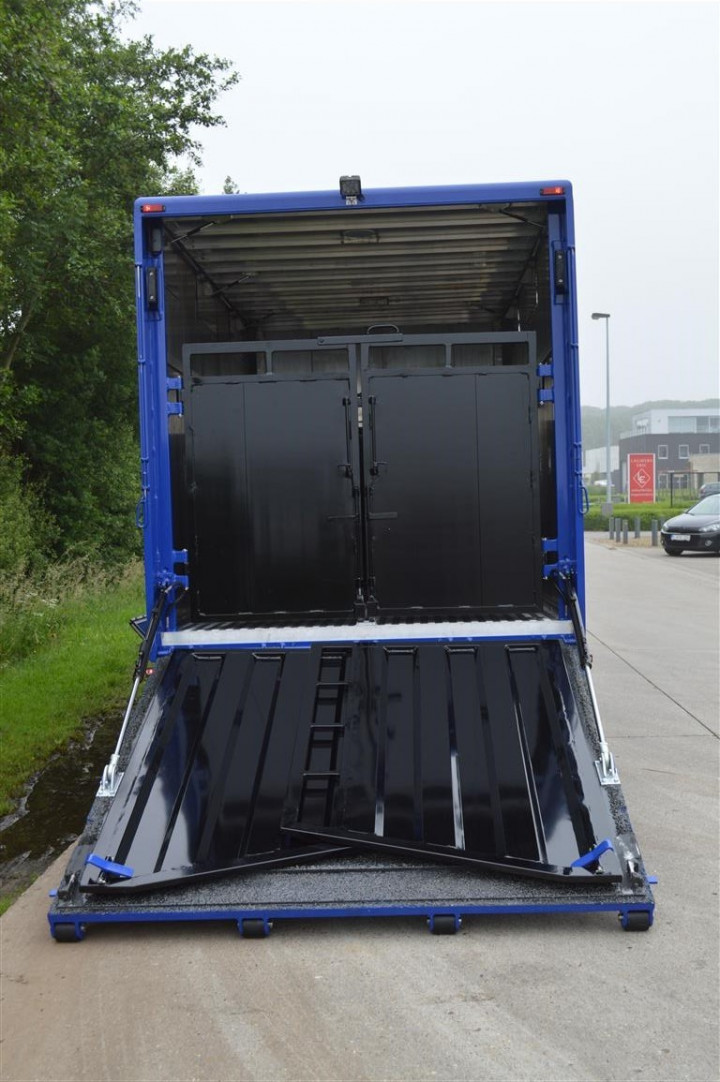 Veeopbouw Veetransport Carrosseriebouw Iveco (5)