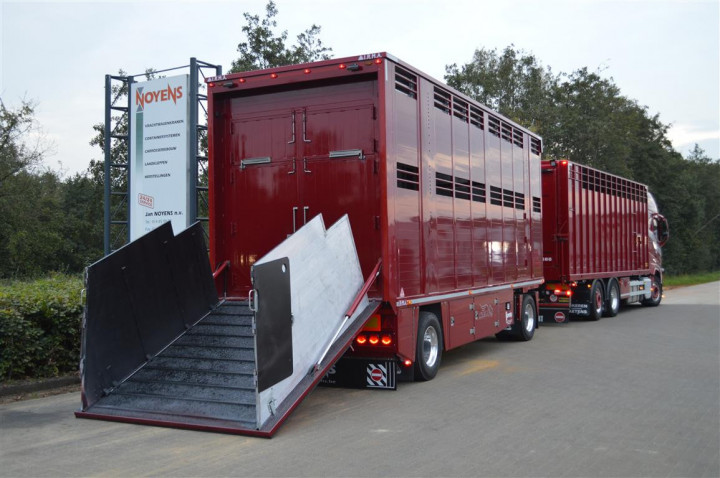 Veetransport Levend Vee Irma Aanhangwagen Livestock (6)