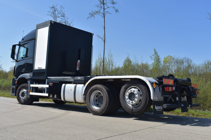 Vrachtwagenopbouw Containersysteem Koffer Rolluik Tuinwerken Mercedes (19) 2