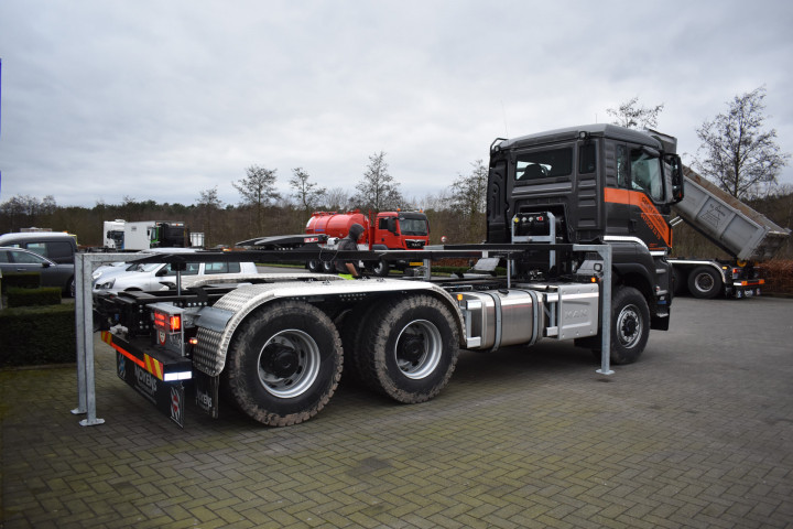 Wisselsysteem Haaksysteem Koppelschotel Grondwerken Geert Geukens Man Busi Group Geel (4)