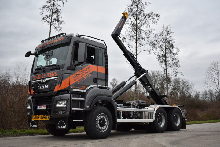 Wisselsysteem Haaksysteem Koppelschotel Grondwerken Geert Geukens Man Busi Group Geel (6)